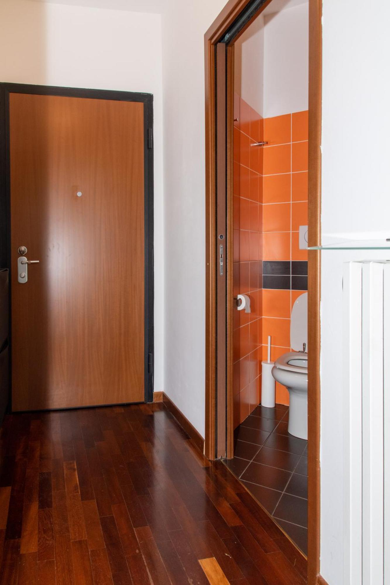 10 Minutes Duomo-Elegant Apt Milán Exterior foto